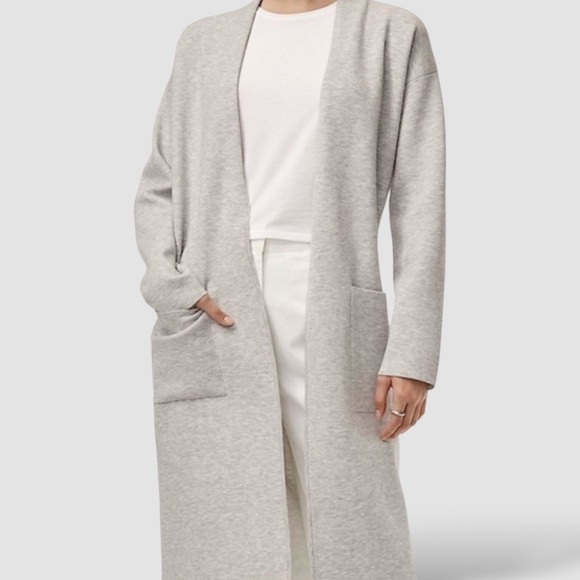 Aritzia Sweaters - Aritzia Light Gray Women's Cardigan
